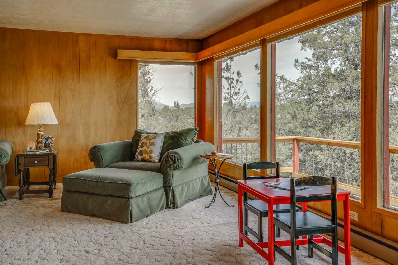 Mid Century Deschutes River Cabin Redmond Exterior foto